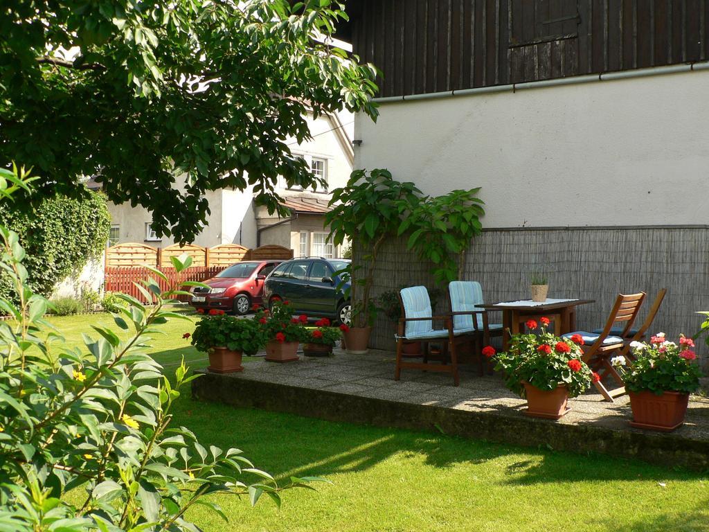 Ubytovani Sedlarik Mlade Buky Exterior photo